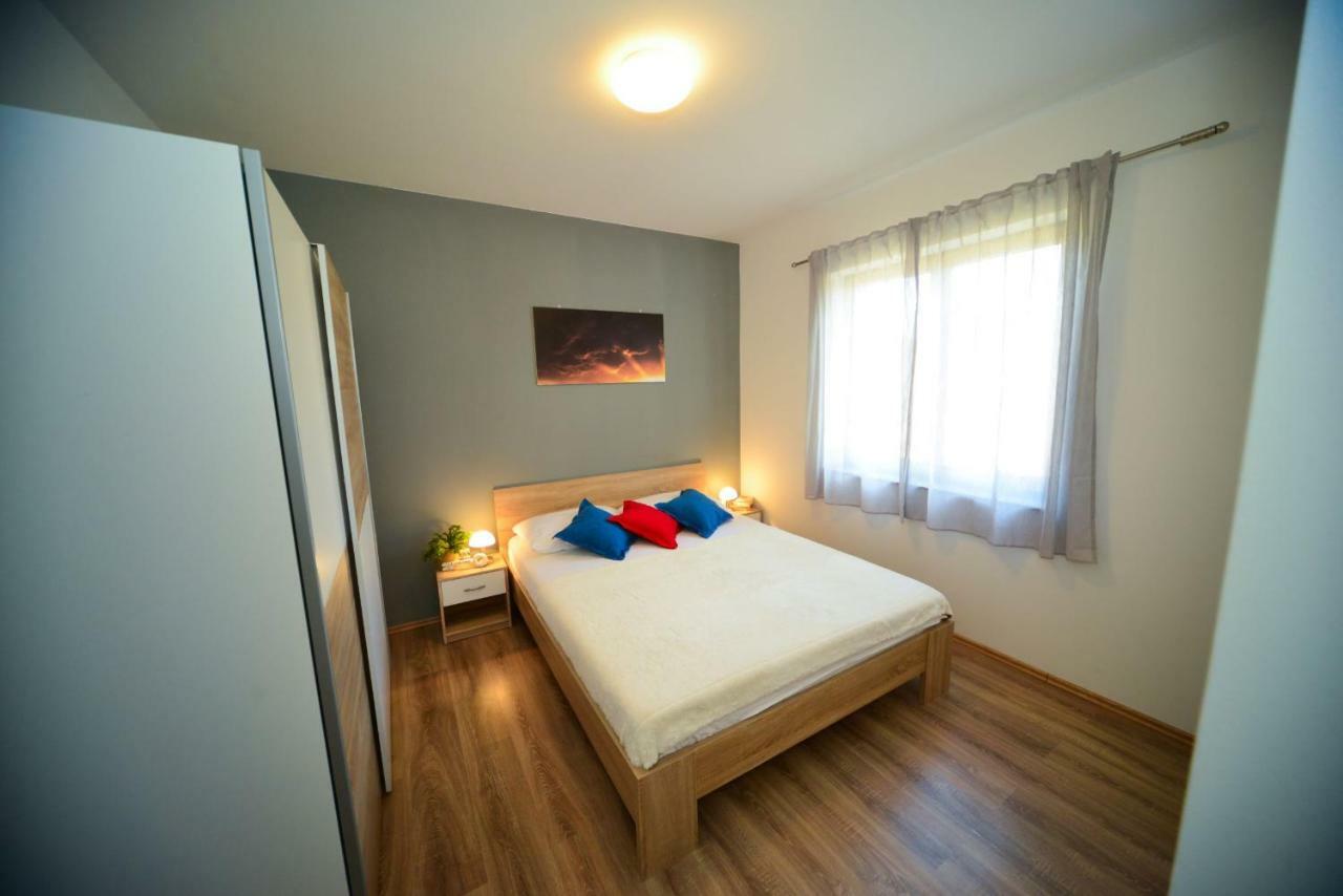 Apartment Marcella 2 Ljubač Eksteriør bilde
